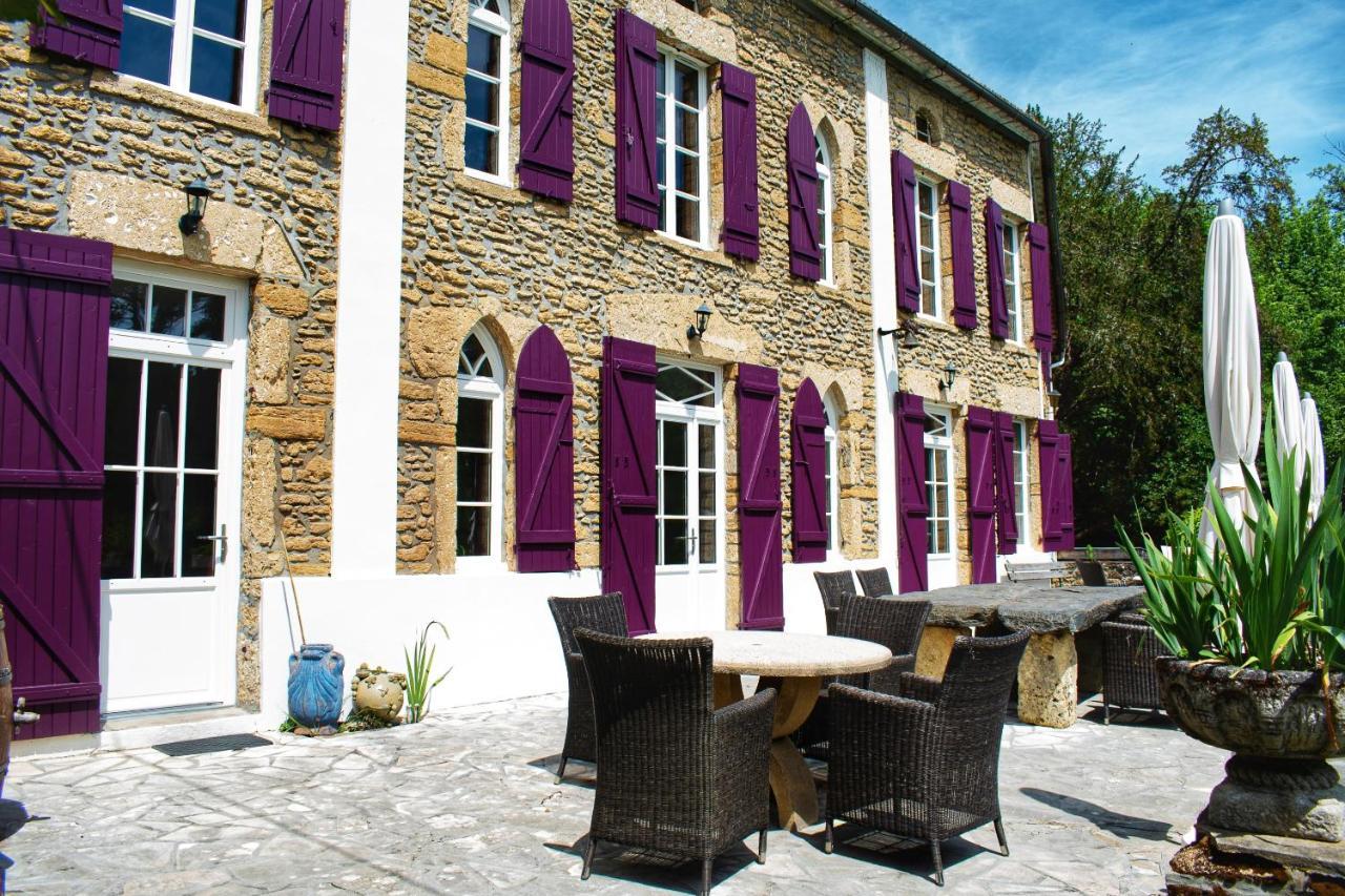 Les Volets Violets Bed and Breakfast Salles  Esterno foto