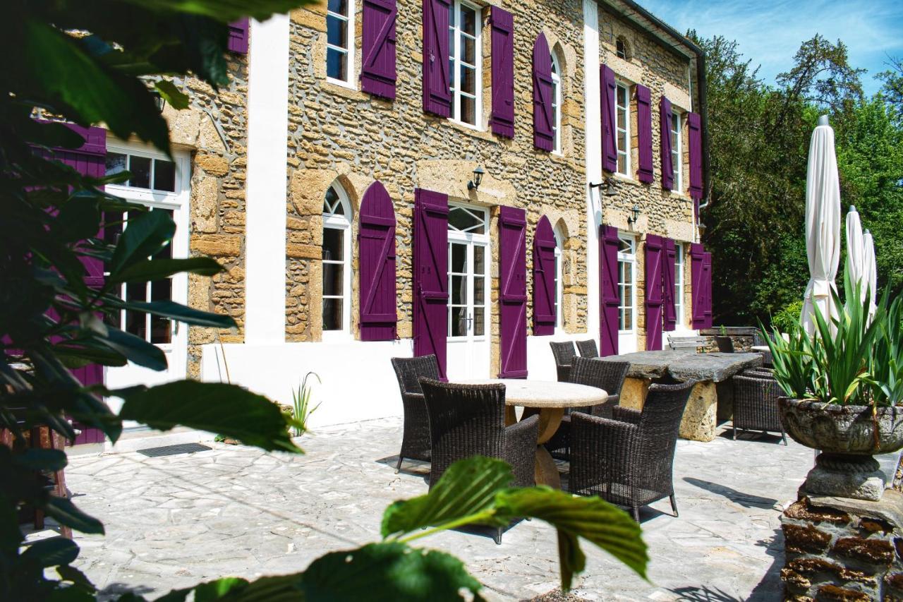 Les Volets Violets Bed and Breakfast Salles  Esterno foto